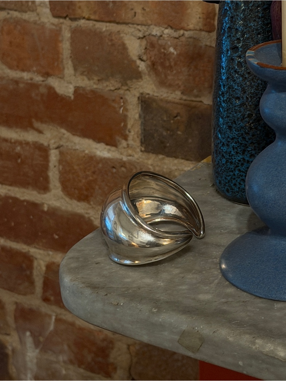Robert Lee Morris silver cuff - Picture 2 of 8